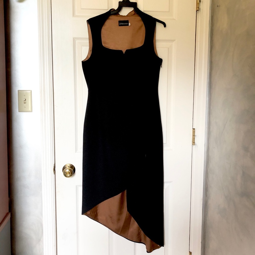 J. MICHAELS Black Asymmetric Dress
18”B
16”W
17”H